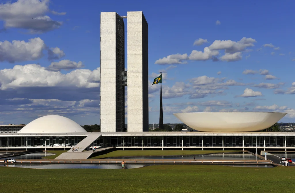 Nenhum congressista do PT vota a favor da CPI do INSS